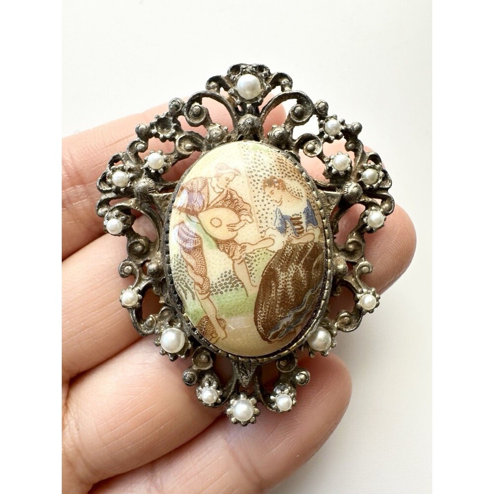 Vintage Unsigned Porcelain Faux Pearl Pendant Brooch